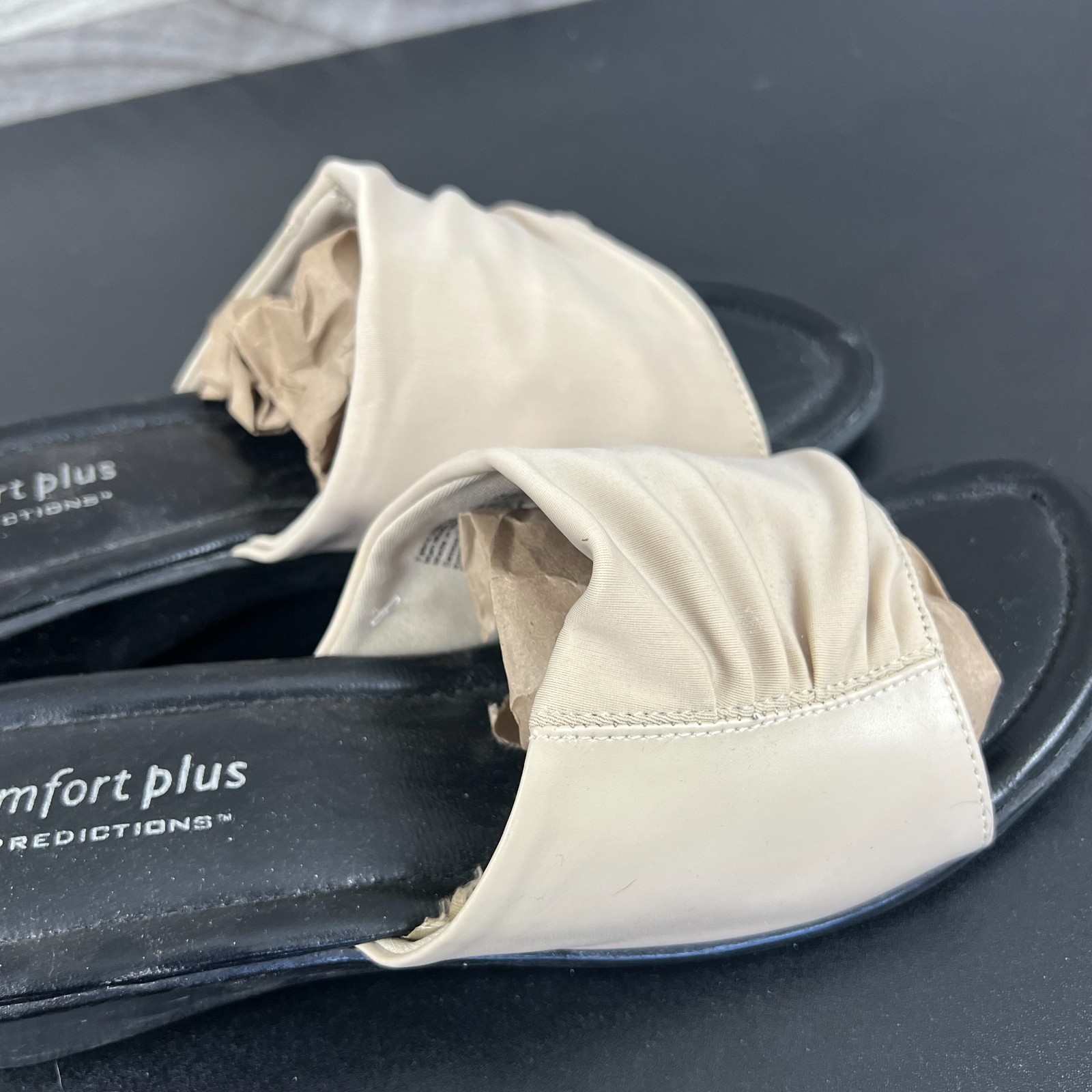 Comfort Plus By Predictions Wedge Sandals Womens Size 10W Cream Open Toe Slip On