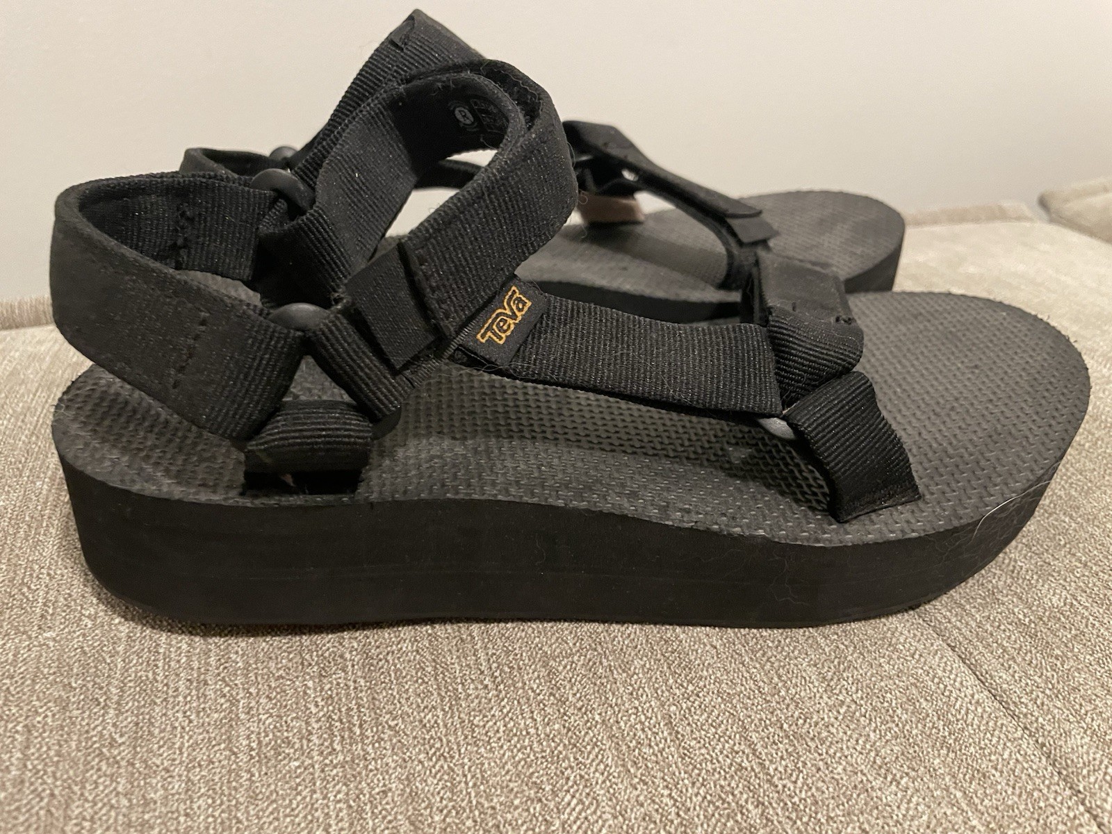 Teva Women’s Original Universal Sandals, Size 8 Black