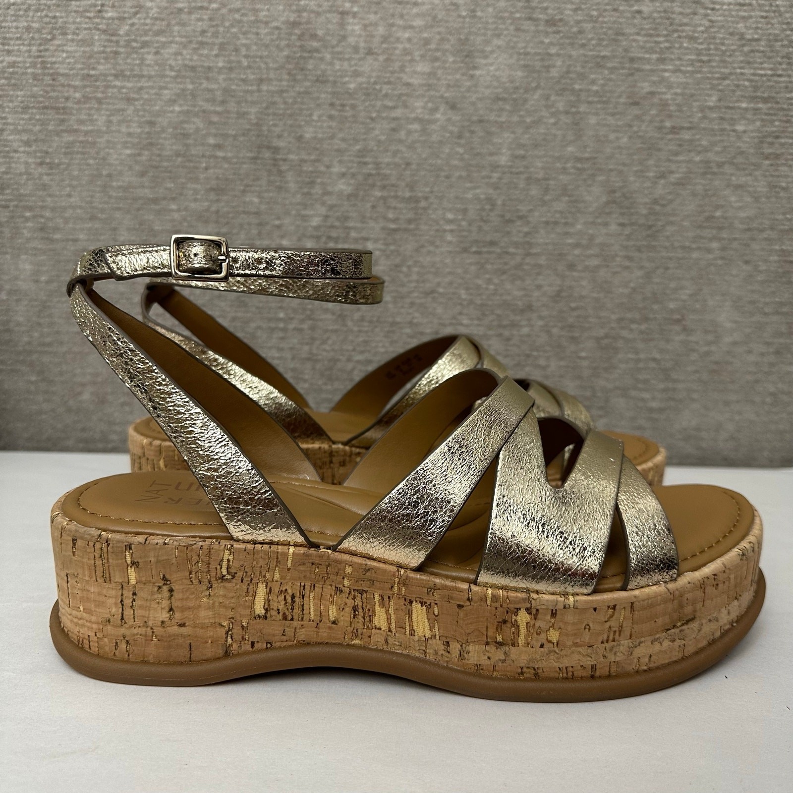 Naturalizer Riley Women Platform Sandals Strappy Metallic Gold Bronze Wedge 10M