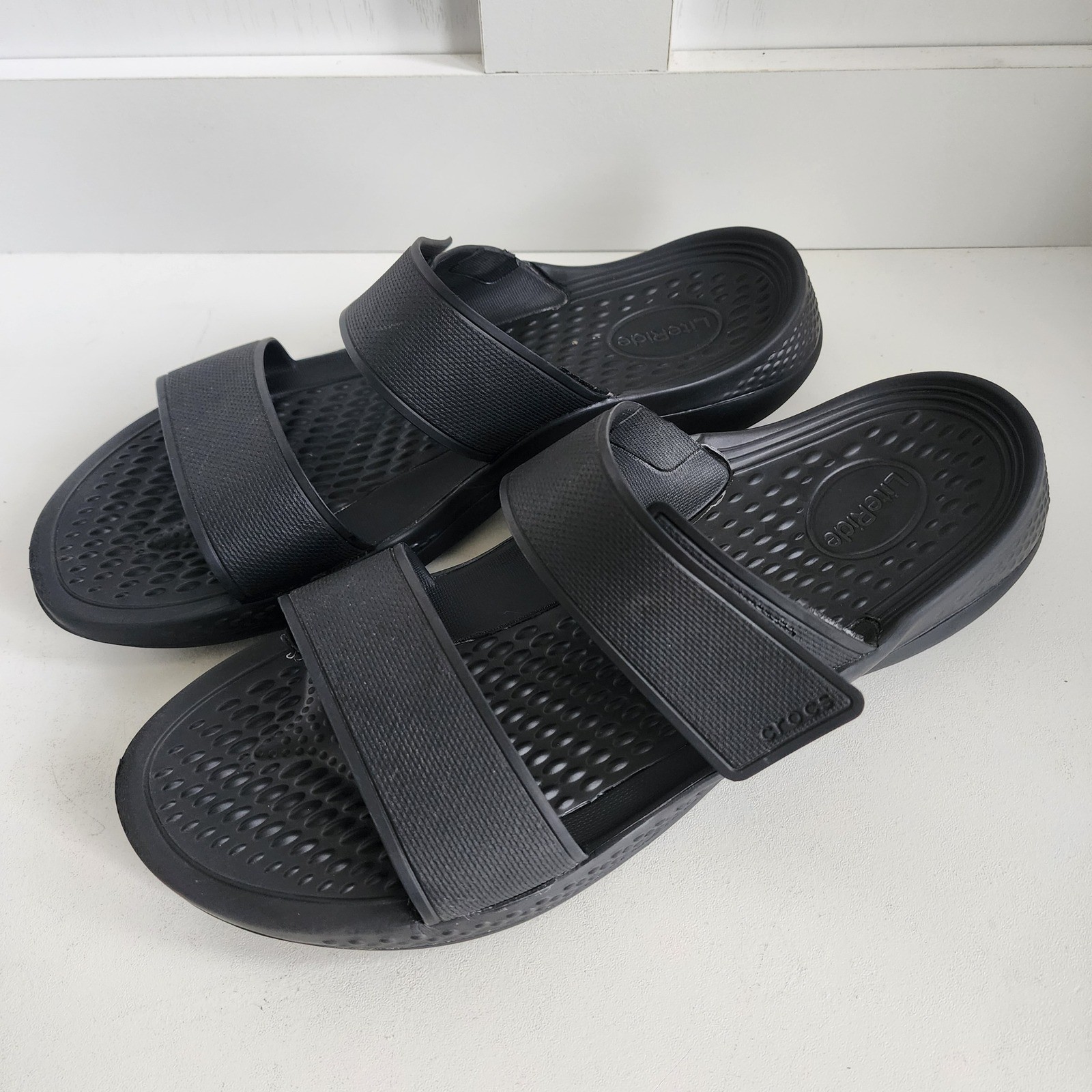 Crocs LiteRide 360 Sandals Women 11 Black Adjustable Strap Comfort Slides *Flaws