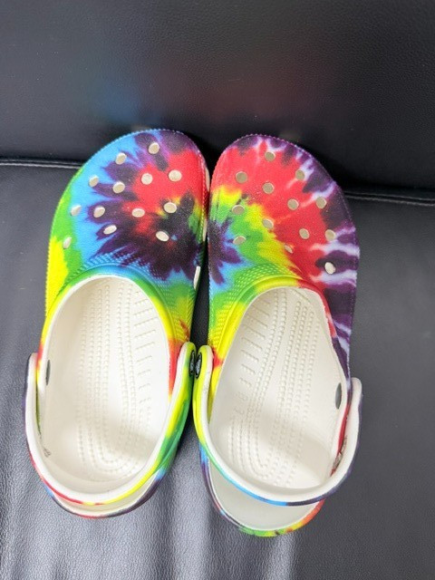 Crocs Unisex Classic Tie Dye Graphic Clog Sandal SLIGHTLY USED