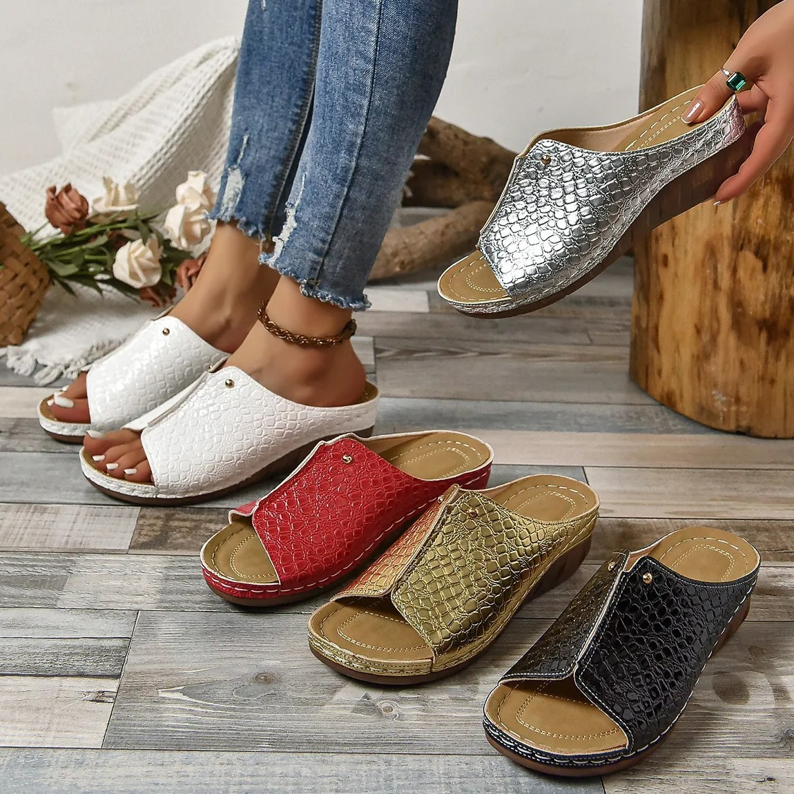 Women’s Crocodile Pattern Wedge Sandals Spring & Summer Comfort Shoes