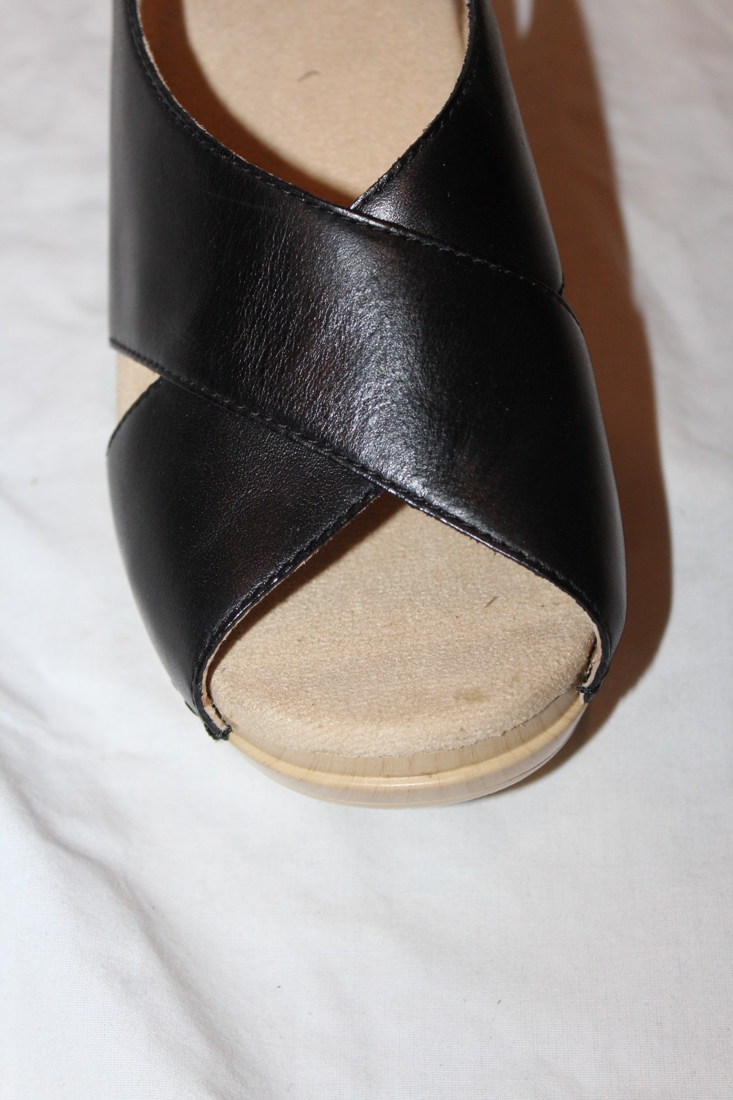 DANSKO WOMEN’S SLOANE LEATHER WOOD HEELED SANDALS TAN EU 41 US 10-10.5 NIB