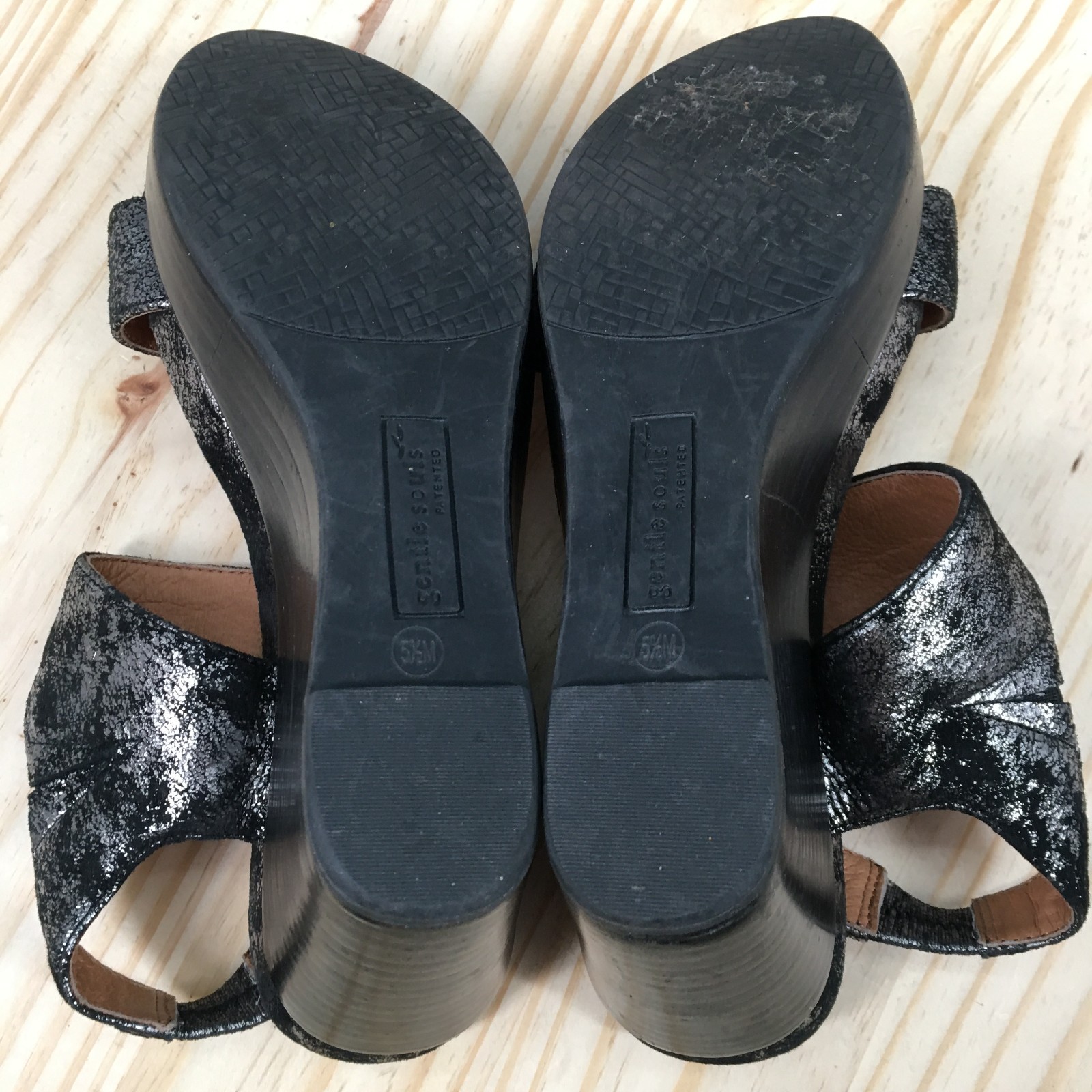 Gentle Souls Sandals Womens 5.5M Juniper Berry Casual Slingback Wedge Black Gray
