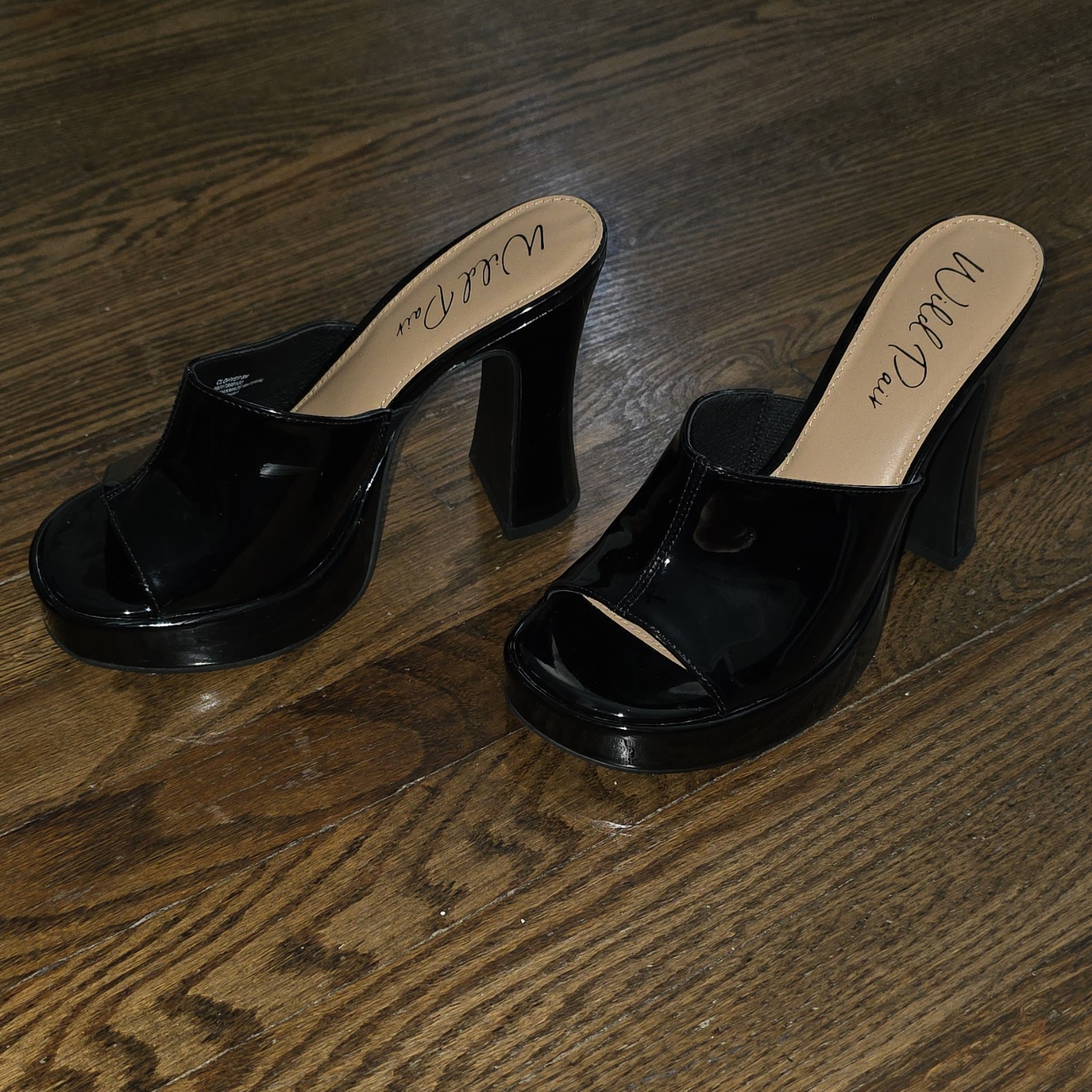 Wild Pair Women’s Black Slip-On Slide Sandals Solid Block Heel