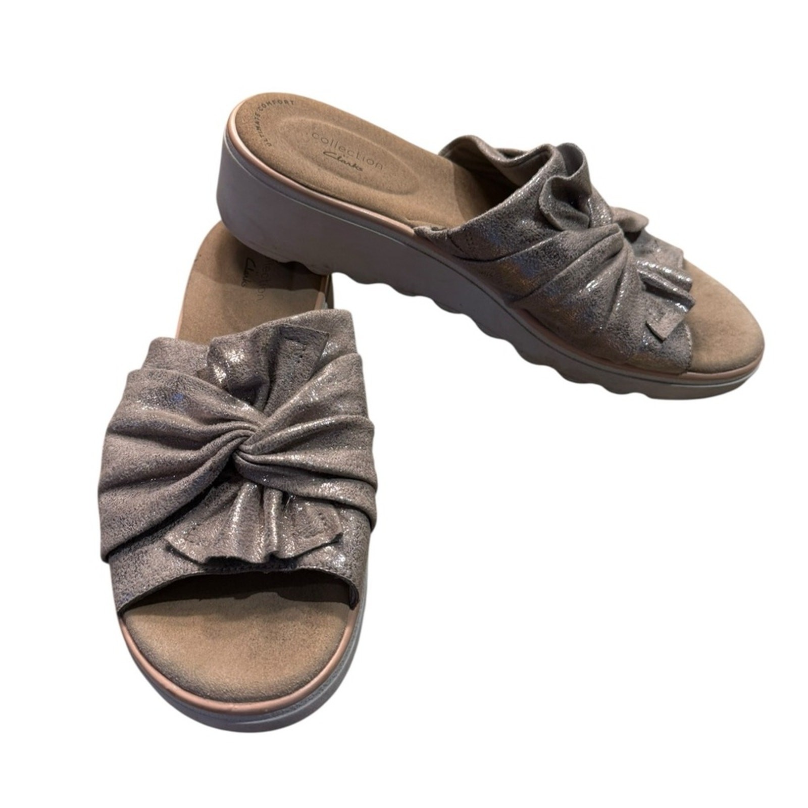 Clarks Collection Women’s Size 10 Light Bronze Metallic Slide Sandals