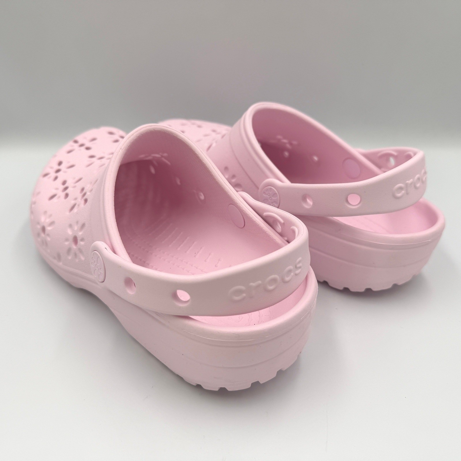 Crocs Classic Floral Cut Out Clog M8/W10 Pink 210927-6ZW **NEW**