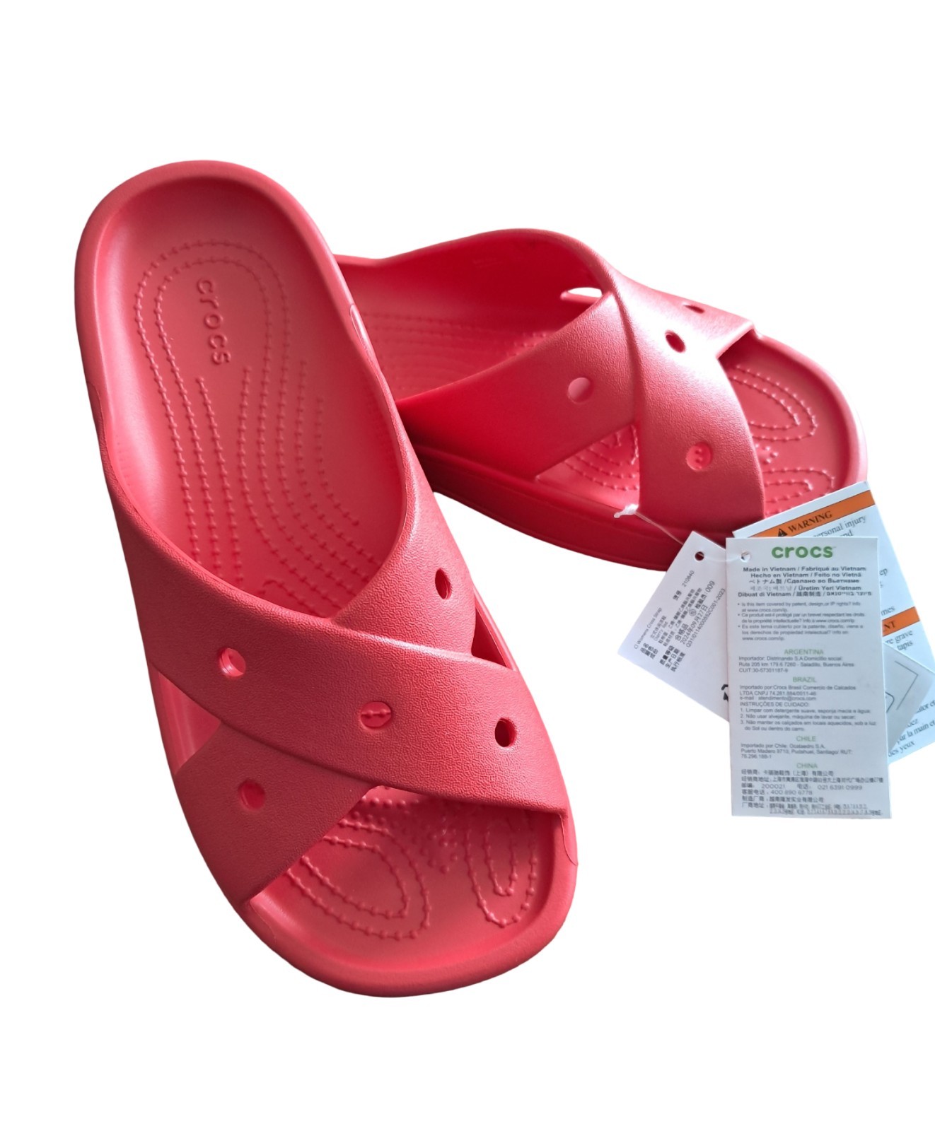 CROCS Classic Cross Strap Sandals Cherry Red Women’s Slip On Sandals 210840-6ZR