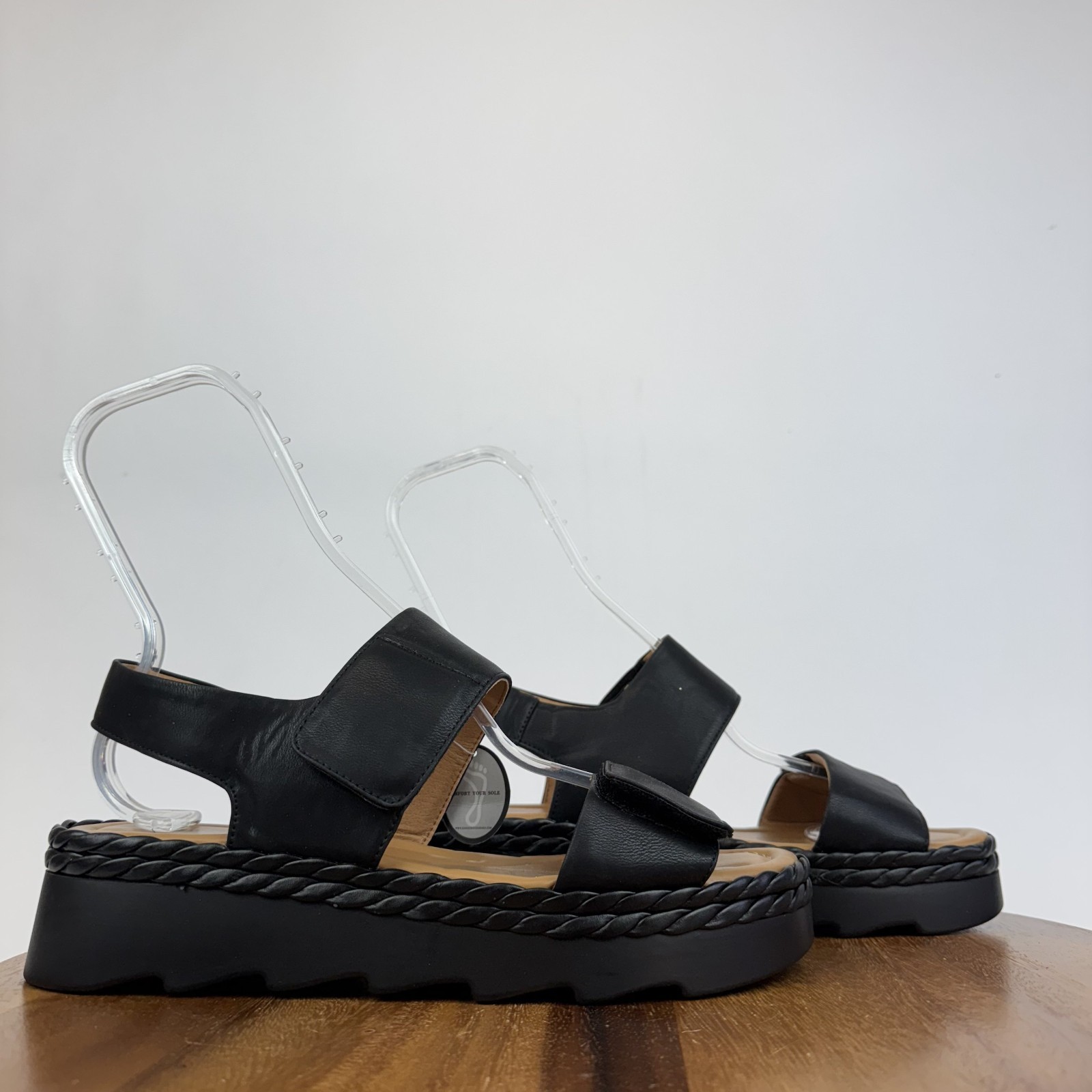 New Womens Good Choice Vosa Black Faux Leather Wedge Sandals Size 10 M NWOB
