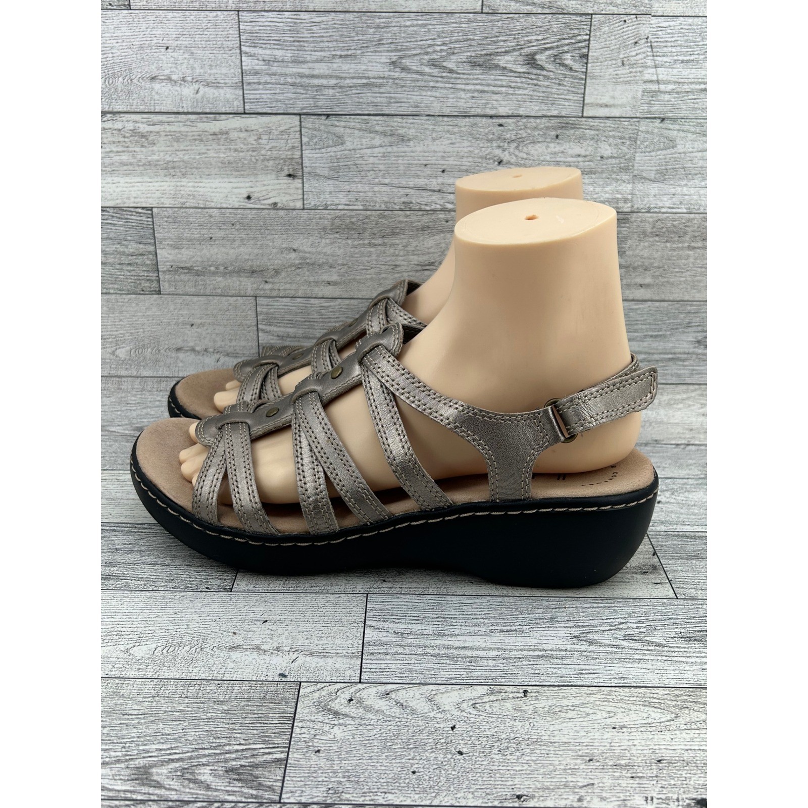 Clarks Collection Comfort Metallic Bronze Strappy Wedge Sandals Women 8.5M