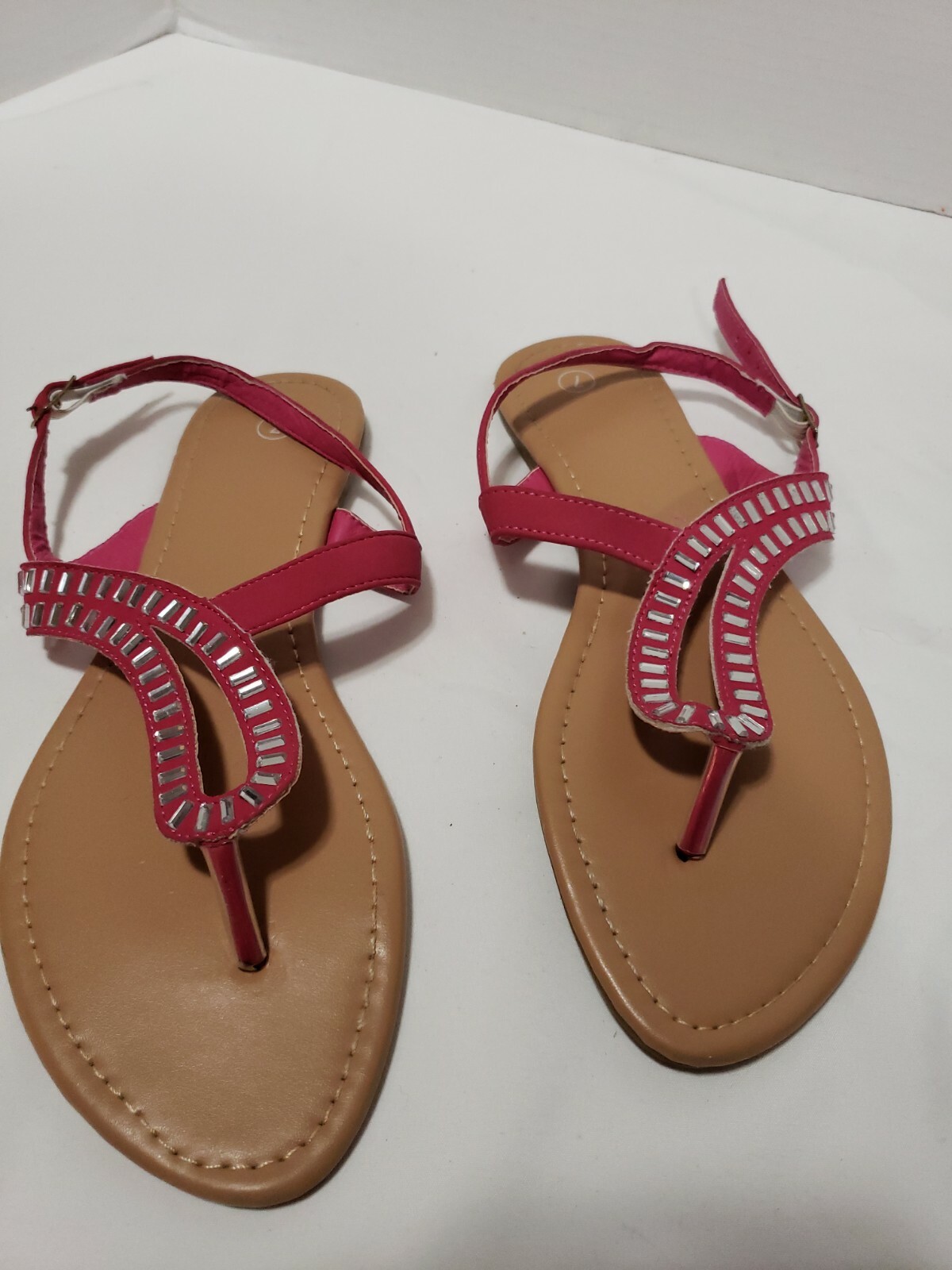 UNKNOWN Brand Pink T-Strap Slingback Thong Jeweled Sandals Size 7 B