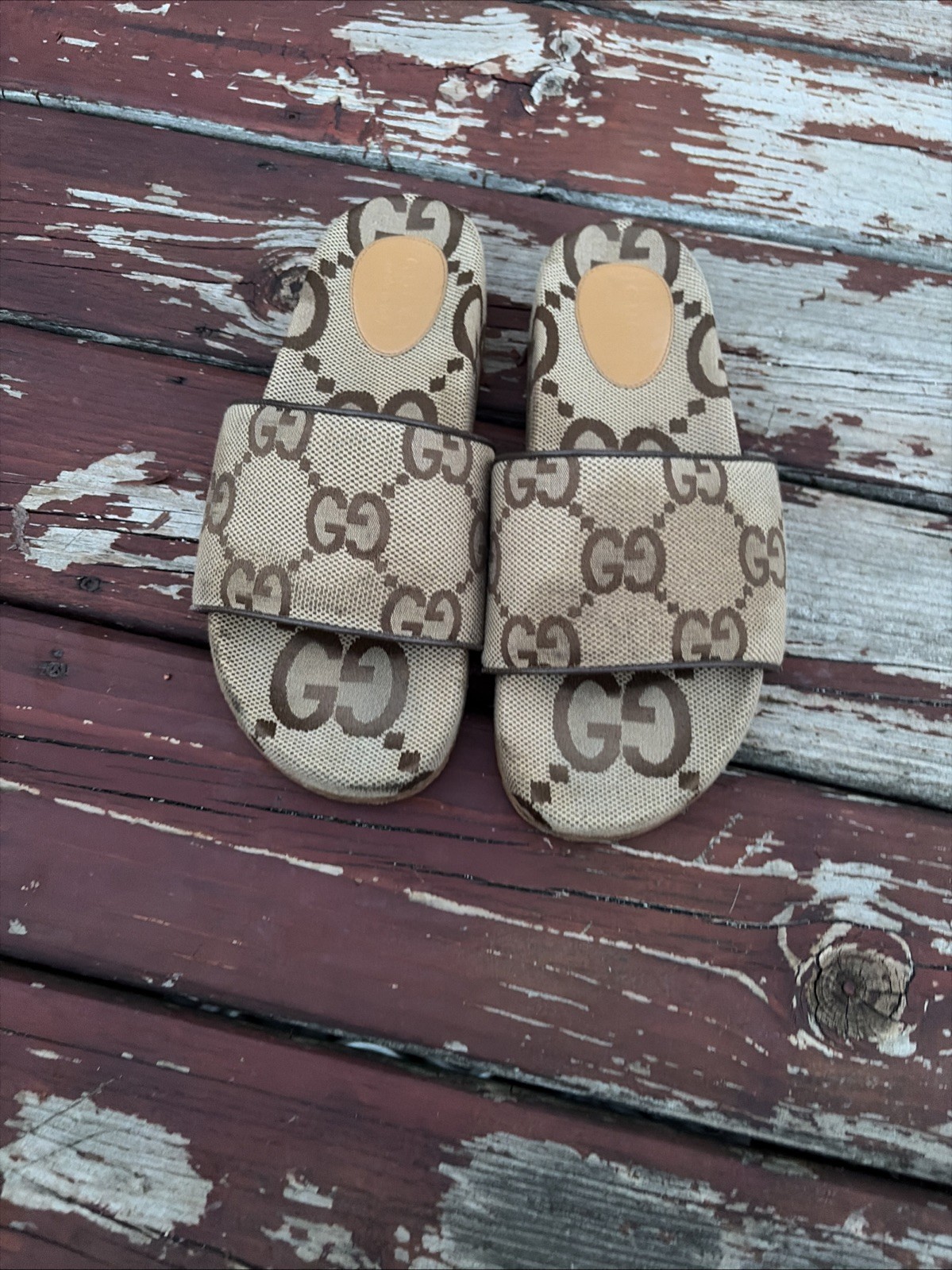 Gucci GG Canvas Beige Slides Worn A Handful of Times No Box Solid Shape Size 9 M