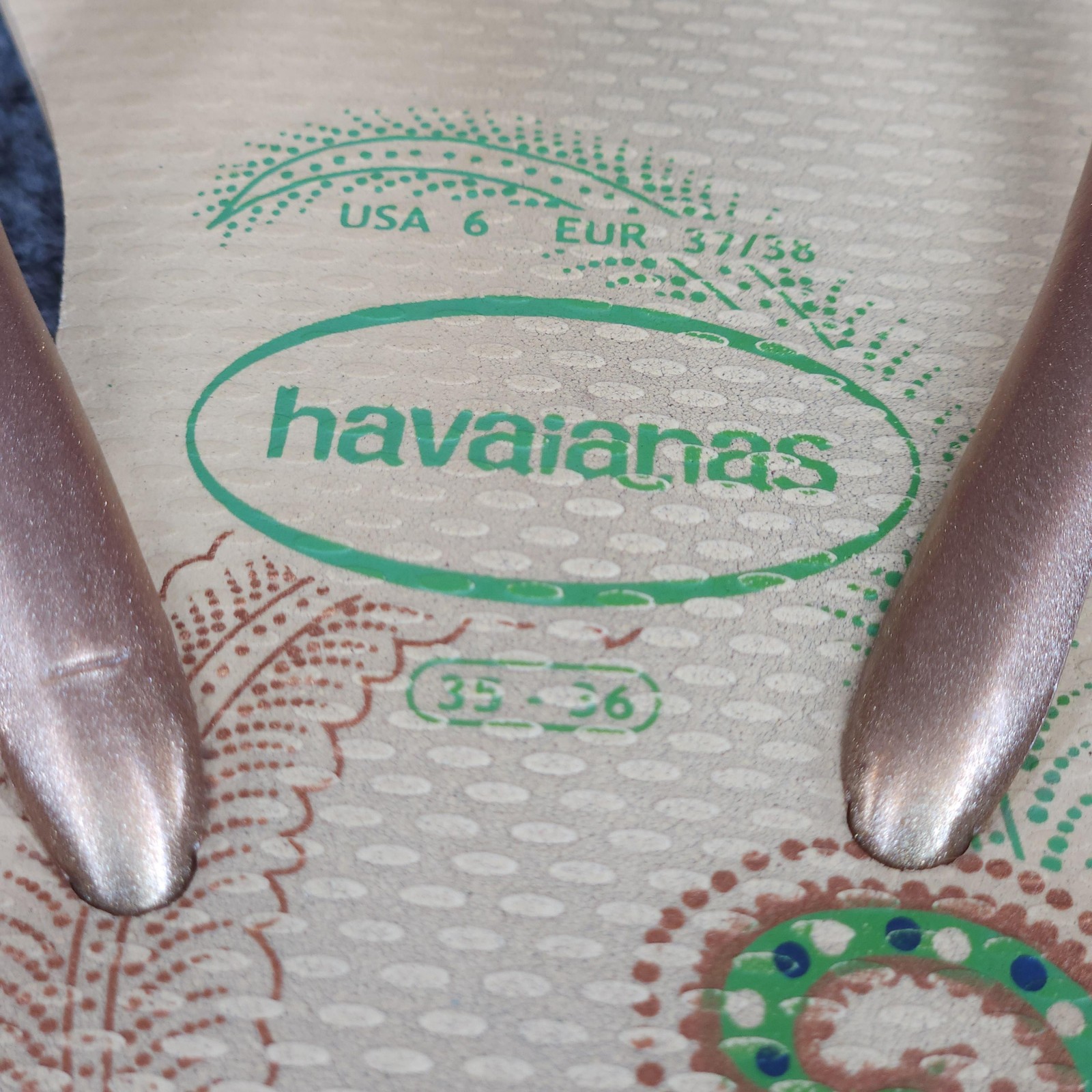 Havaianas Shoes Womens Size 6 Flip Flops Sandals Casual Summer Paisley Beach