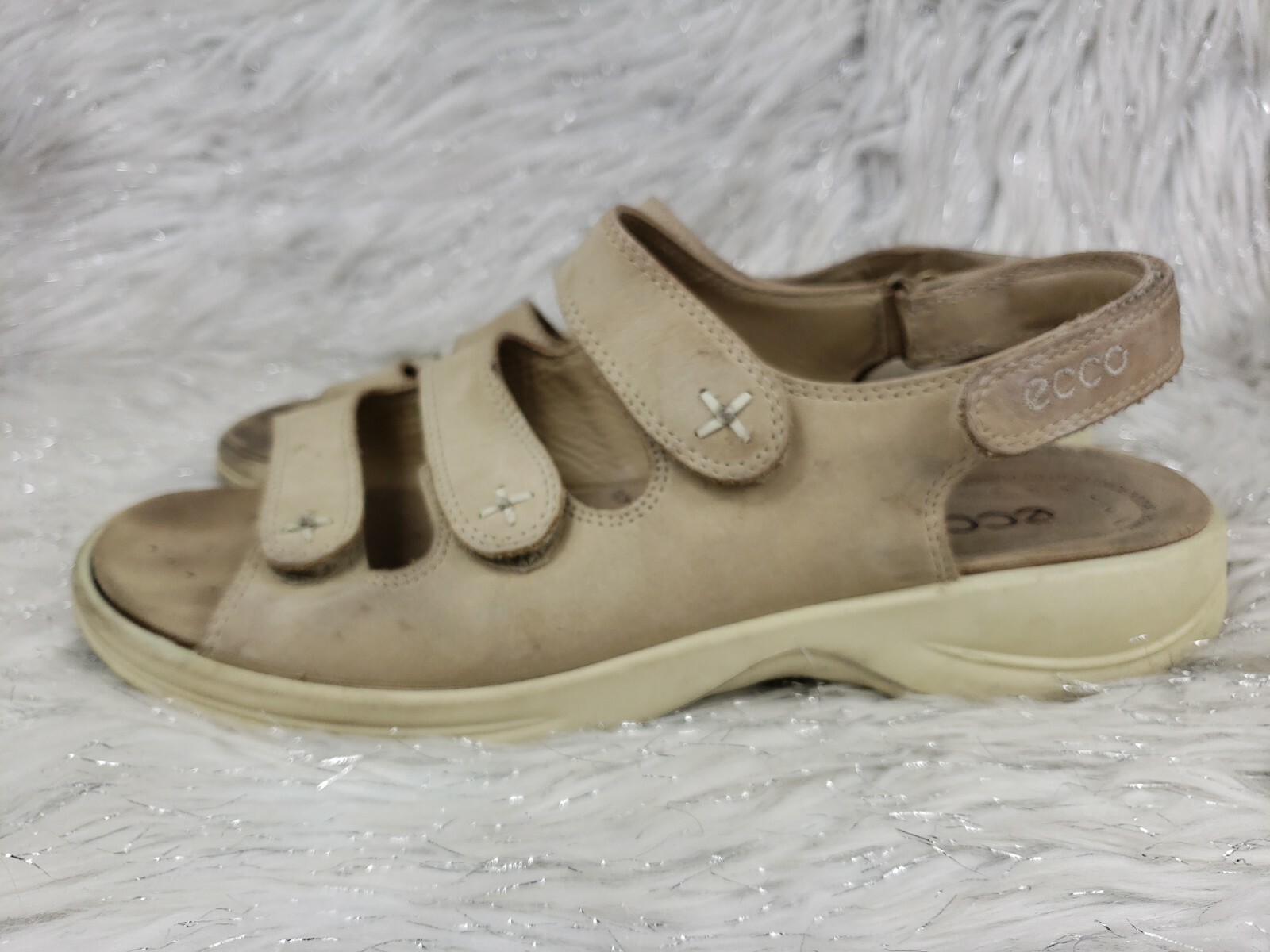 ECCO Light Shock Point Womens Beige Tan Bone Sandals Sz 42