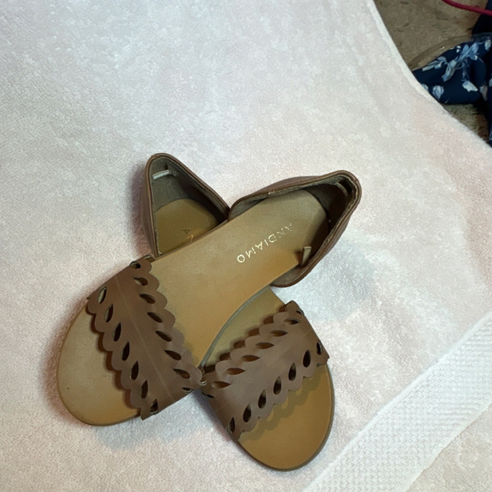ANDIAMO Brown Scalloped Cut-Out Comfort Flat Women’s Sandals