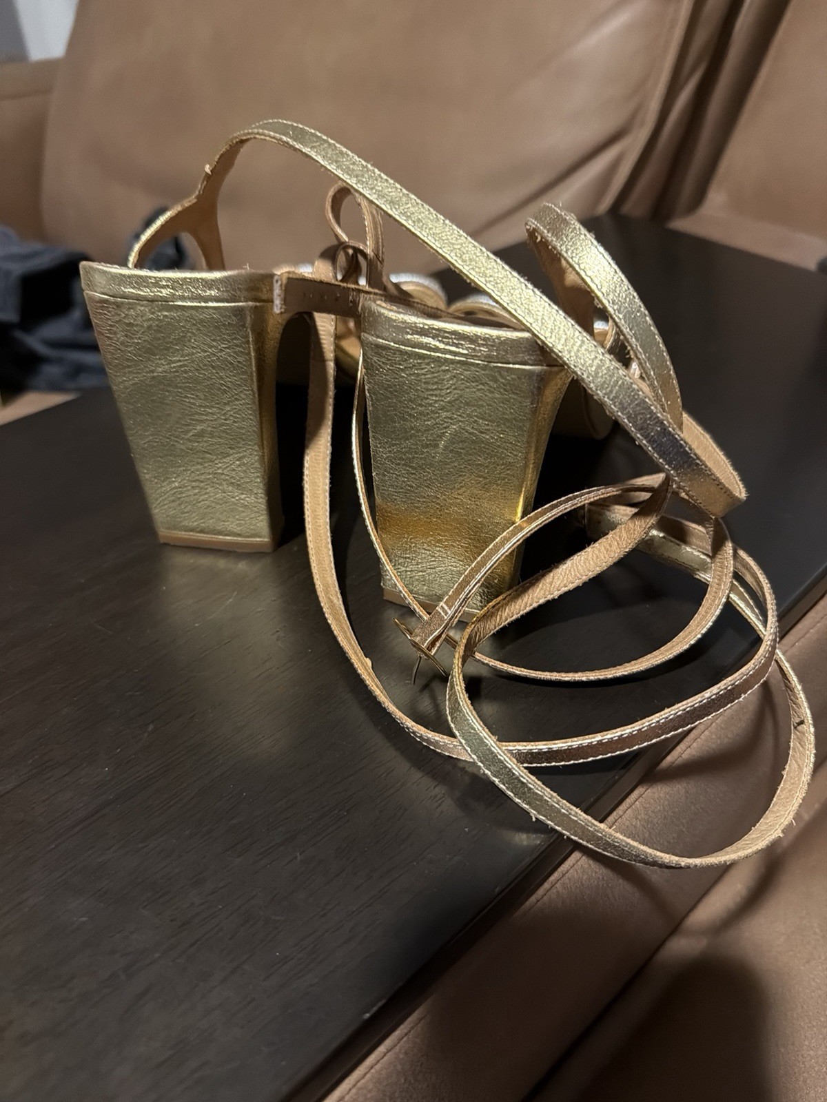 Women’s Gold Metallic Leather Strappy Ankle Strap Tie Sandals Size 8.5